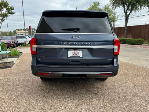 Used 2022 Ford Expedition Max XLT image 9