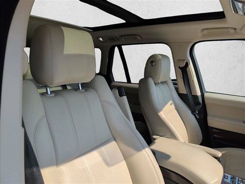 Used 2017 Land Rover Range Rover Supercharged AWD/4WD image 26