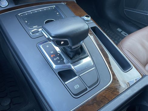 Used 2018 Audi Q5 Premium Plus image 20