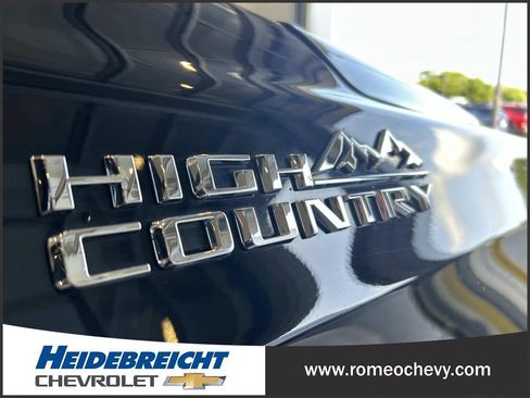 Used 2023 Chevrolet Tahoe High Country w/ Premium Package AWD/4WD image 39