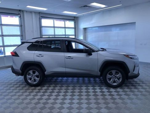 Certified 2025 Toyota RAV4 LE AWD/4WD image 35