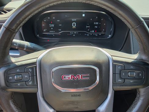 Used 2022 GMC Yukon SLT image 11