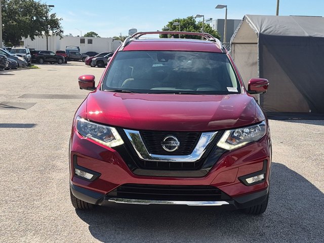 Used 2019 Nissan Rogue SV w/ Premium Package FWD image 2