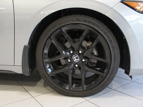 Certified 2022 Honda Civic Sport image 11