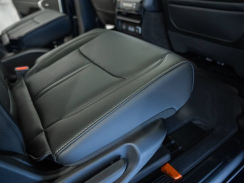 New 2026 Jeep Grand Wagoneer L 4WD image 34