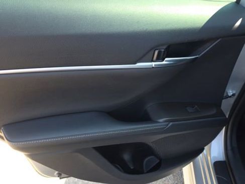 Used 2021 Toyota Camry XSE image 16