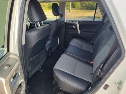 Used 2023 Toyota 4Runner SR5 Premium image 14