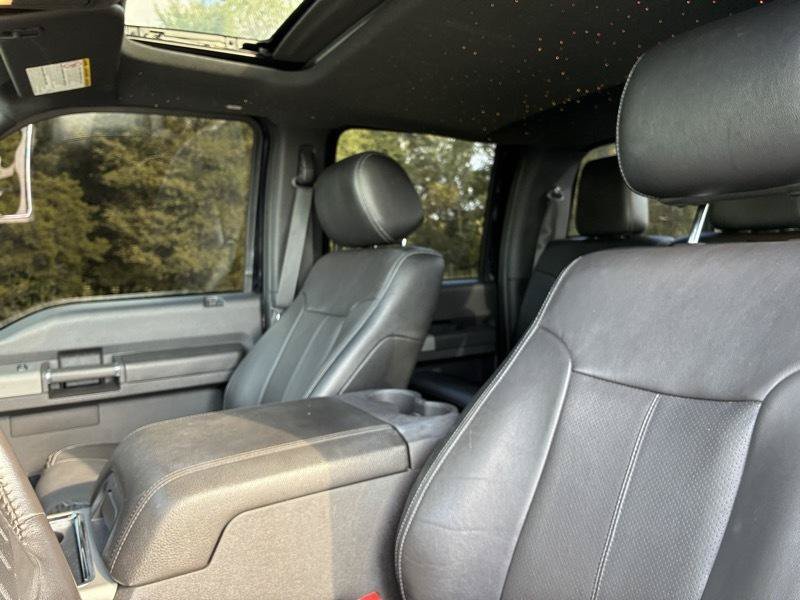 Used 2016 Ford F250 Lariat w/ Lariat Ultimate Package AWD/4WD image 14