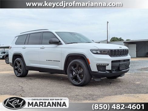 Used 2023 Jeep Grand Cherokee L Limited w/ Luxury Tech Group II AWD/4WD image 1