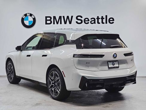New 2026 BMW iX xDrive45 w/ M Sport Package image 4