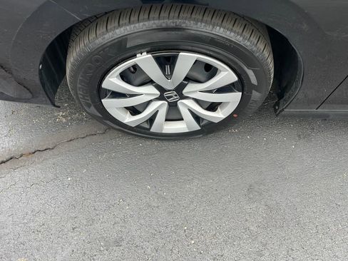 Used 2024 Honda Civic LX image 40