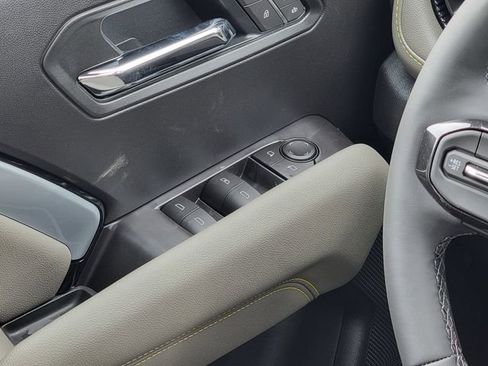 New 2026 Chevrolet Colorado ZR2 AWD/4WD image 23