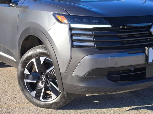 New 2026 Nissan Kicks SV w/ SV Premium Package image 3