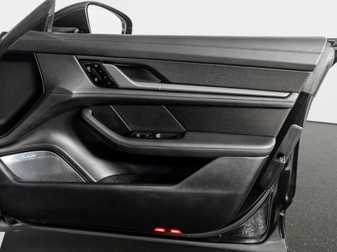 Used 2020 Porsche Taycan Turbo S w/ Premium Package image 43