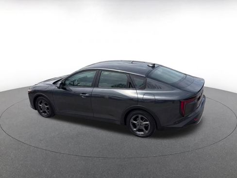 Used 2025 Kia K4 FWD image 10