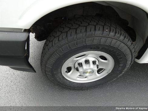 Used 2023 Chevrolet Express 2500 Extended w/ Driver Convenience Package image 18