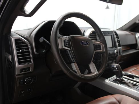 Used 2018 Ford F150 King Ranch w/ Equipment Group 601A Luxury AWD/4WD image 12