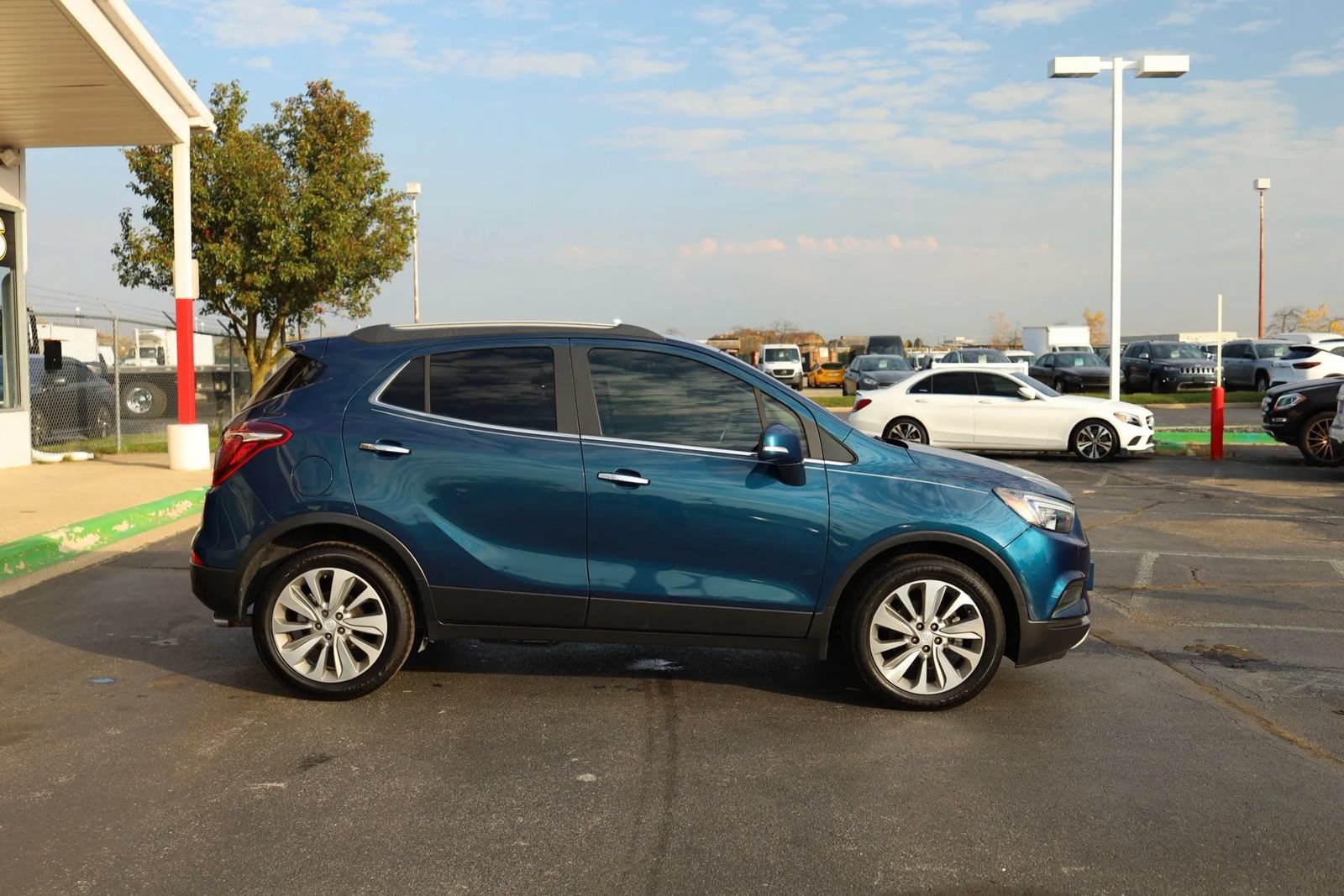 Used 2019 Buick Encore Preferred FWD image 4