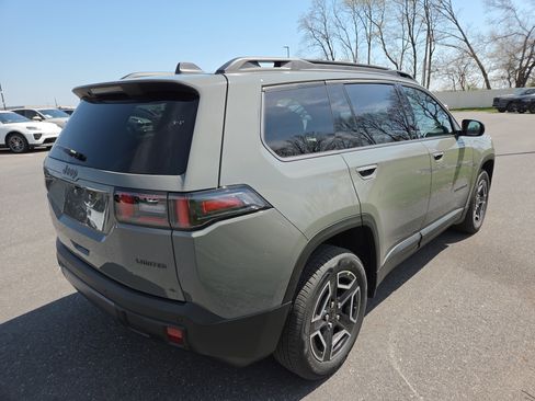 New 2026 Jeep Cherokee Limited AWD/4WD image 17