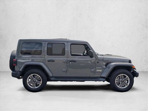 Used 2023 Jeep Wrangler Unlimited Sahara w/ LED Lighting Group AWD/4WD image 4
