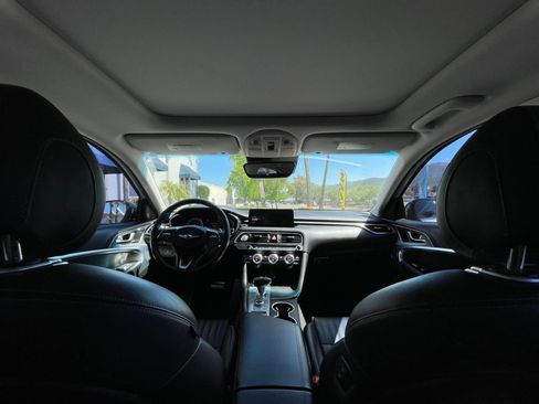 Used 2022 Genesis G70 2.0T w/ Prestige Package RWD image 13