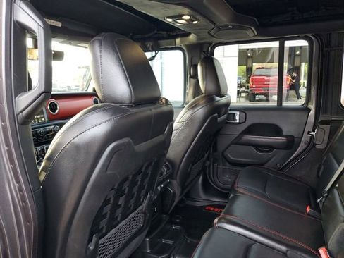 Used 2021 Jeep Wrangler Unlimited Rubicon image 10