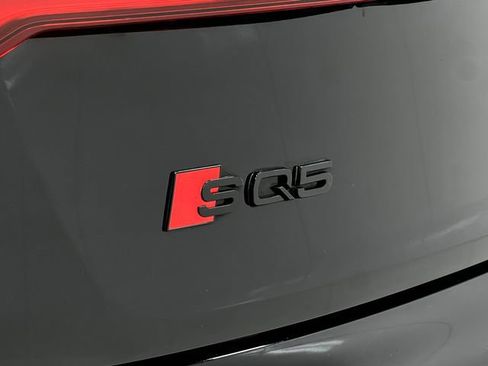 Used 2019 Audi SQ5 Premium Plus w/ Premium Plus Package image 40