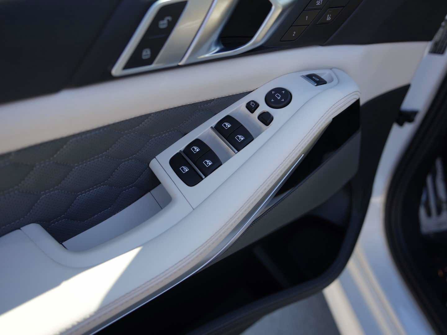 Used 2026 BMW X5 M Competition AWD/4WD image 13