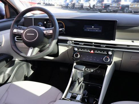 New 2026 Hyundai Tucson SEL image 14