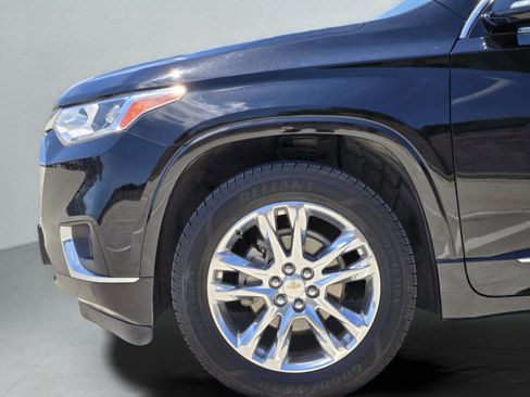 Used 2018 Chevrolet Traverse High Country AWD/4WD image 30