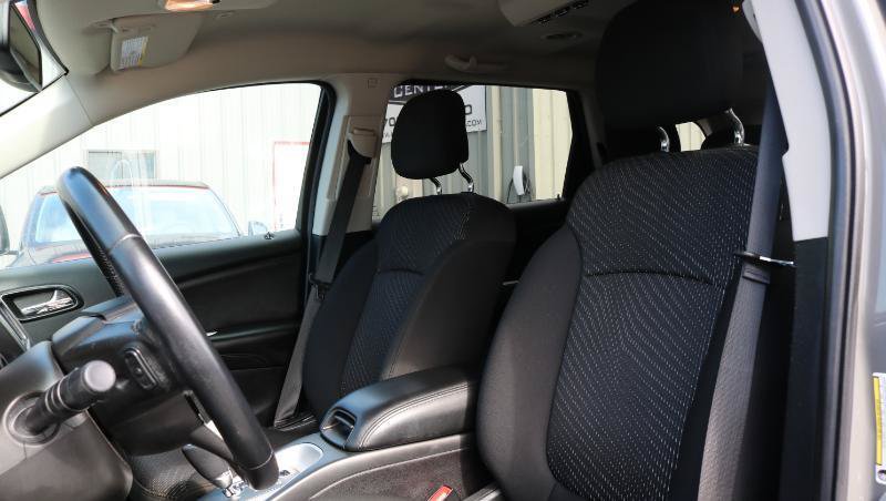 Used 2020 Dodge Journey SE w/ SE Popular Equipment Group FWD image 10
