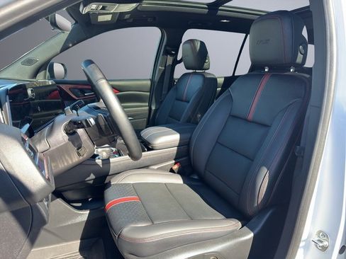Used 2024 Chevrolet Traverse RS w/ LPO, Floor Liner Package image 14