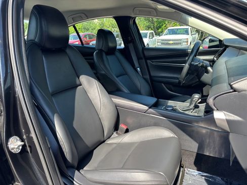 Used 2023 MAZDA MAZDA3 s FWD image 19