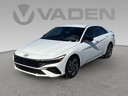 New 2025 Hyundai Elantra Sport image 25