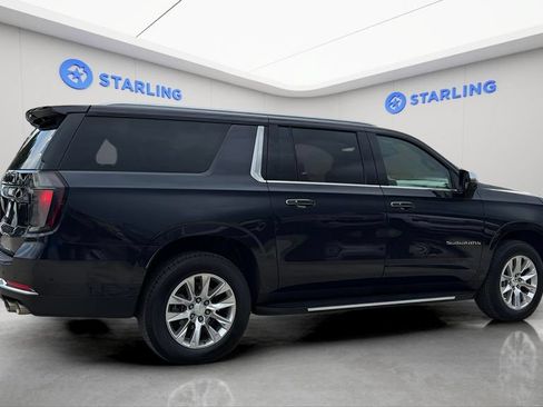 Certified 2025 Chevrolet Suburban Premier AWD/4WD image 10