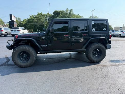 Used 2015 Jeep Wrangler Unlimited Rubicon AWD/4WD image 4