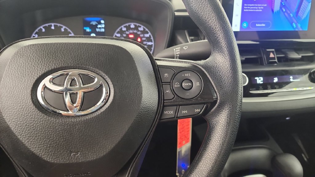 Used 2024 Toyota Corolla LE FWD image 17
