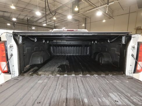 Used 2020 GMC Sierra 1500 SLE w/ SLE Value Package image 14