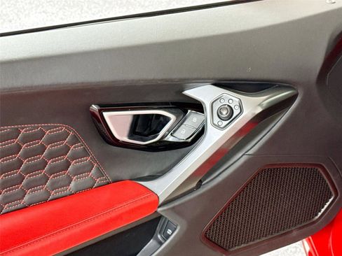 Used 2018 Lamborghini Huracan LP 580-2 image 14