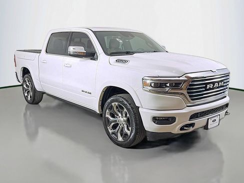 Used 2024 RAM 1500 Limited AWD/4WD image 2