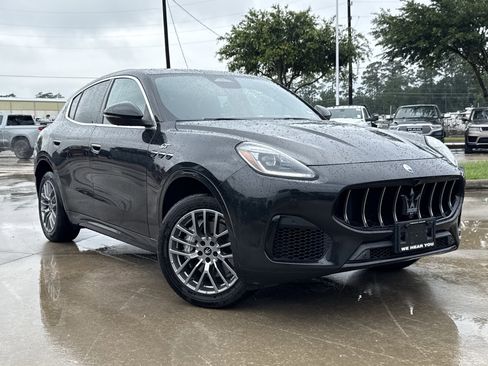 Used 2024 Maserati Grecale GT AWD/4WD image 2