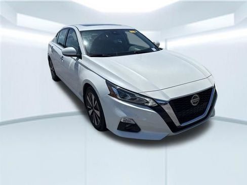 Used 2021 Nissan Altima 2.5 SL FWD image 4