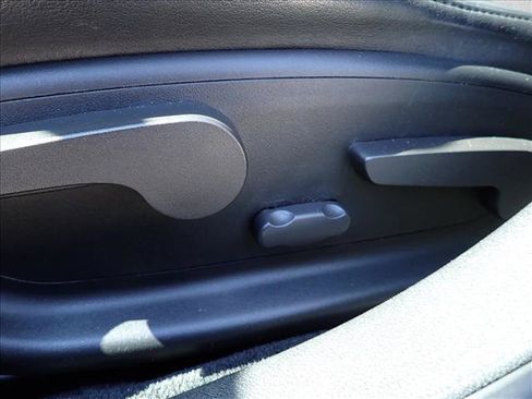 Used 2008 Chevrolet Impala LT FWD image 12