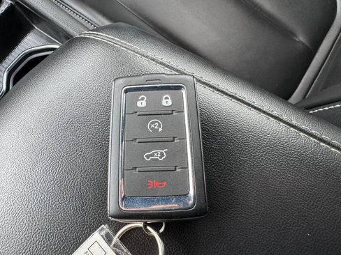 Used 2025 Jeep Grand Cherokee Limited AWD/4WD image 27