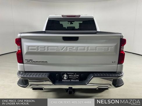 Used 2022 Chevrolet Silverado 1500 LT AWD/4WD image 7