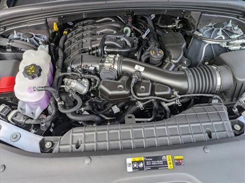 New 2025 Jeep Grand Cherokee L Altitude image 17