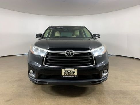 Used 2014 Toyota Highlander Limited image 3