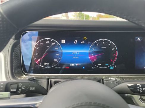 Used 2025 Mercedes-Benz G 550 image 25