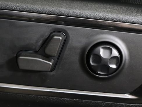 Used 2022 RAM 1500 Limited w/ Body-Colour Bumper Group AWD/4WD image 36