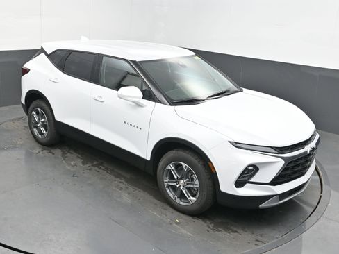 New 2026 Chevrolet Blazer LT FWD image 31